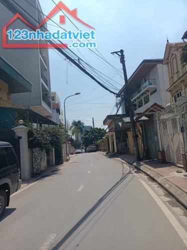 💥 1900m2 Đất vàng Âu cơ, View vườn hoa Quảng An, MT đẹp 40m, Siêu đầu tư, Chỉ 200 Tỷ 💥