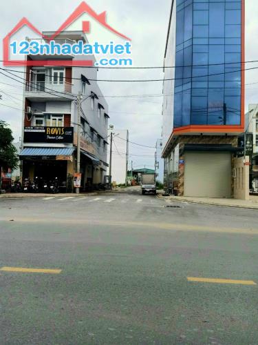 Lô góc 2 mặt tiền dự án thịnh vượng hoàng hữu nam DT 52m vị trí đẹp - 1