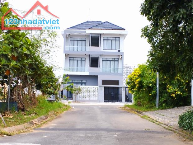 Bán đất giá tốt, sổ đỏ KDC Phú Nhuận, PLB, quận 9 DT 290-415m2, đường 12m và 16m