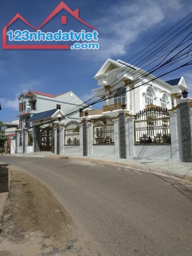 Bán giá tốt nhất-Đất Nguyễn Minh Châu-Mũi Né-Phan Thiết-2 lô LK 124m2 thổ cư/1 lô. - 1