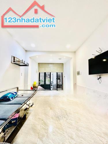 Khu Bành Văn Trân, 5 tầng, 48m2, 6 phòng ngủ, chỉ 5.9 tỷ - 1