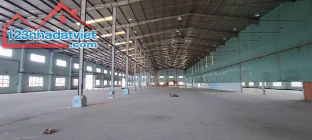 A99 Cho thuê 2 nhà xưởng mỗi xưởng 2400m2, KCN Châu Đức, Bà Rịa Vũng Tàu