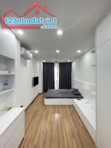 Bán Nhà Phố Đào Tấn, Lô góc Gara KD, 72m 5T. Giá 21 tỷ 5. LH: 034.915.7982. - 1