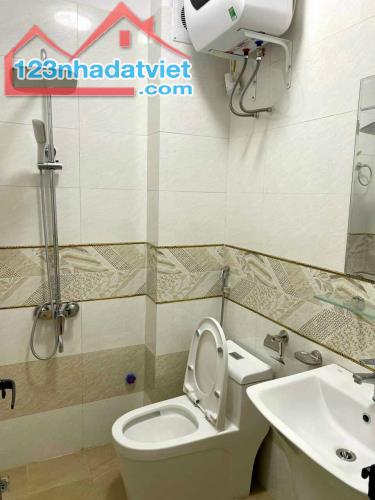 Bán nhà Hữu Hòa, Thanh Trì, Hà Nội. - Diện tích 40m². xây 5 tầng LH Em Khôi 0983860424 - 1