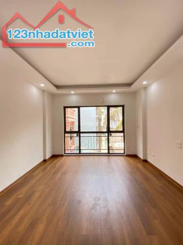 Bán nhà Hữu Hòa, Thanh Trì, Hà Nội. - Diện tích 40m². xây 5 tầng LH Em Khôi 0983860424 - 5