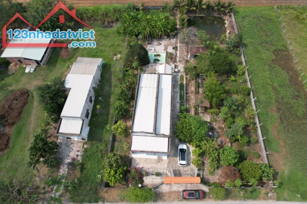 Bán nhà vườn 35x58m(1.845m2) xã Đức Hòa Thượng Đức Hòa Long An giá 9 tỷ Lh: 0949 861 287