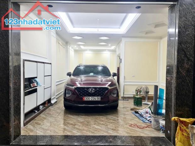 CC bán nhà phân lô 8 tầng, thang máy, mặt tiền khủng Hoàng Q Việt Giá 23 tỷ Lh 0915229868 - 1