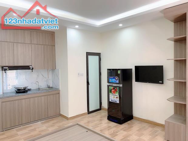 CC bán nhà phân lô 8 tầng, thang máy, mặt tiền khủng Hoàng Q Việt Giá 23 tỷ Lh 0915229868 - 4