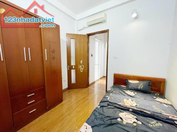Bán nhà Trần Cung ô tô đỗ cửa 50m2 , 6 tầng , giá chỉ 10,8 tỷ