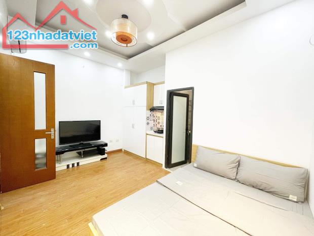 Bán nhà Trần Cung ô tô đỗ cửa 50m2 , 6 tầng , giá chỉ 10,8 tỷ - 2