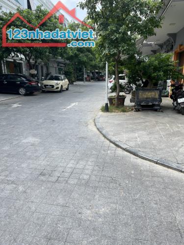 Cần cho thuê tầng 3 và tầng 4 Shophouse VinCom, Phường Điện Biên, Thành phố Thanh Hóa 78m2 - 1