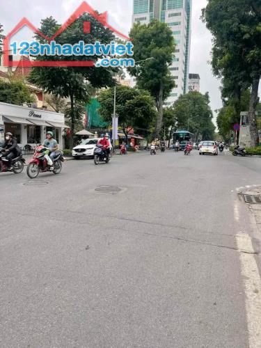 Bán nhà mặt phố Lý Thường Kiệt, Hoàn Kiếm, 110m2, lô góc, giá 66 tỷ. 0971813682.