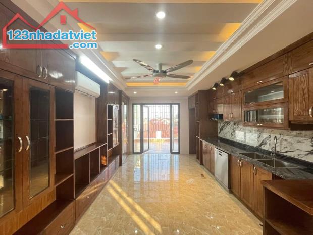 Bán nhà Đa sỹ 50m 7 tầng thang máy 2 mặt tiền 4m, vỉa hè, ô tô tránh 14,5tỷ còn TL - 1