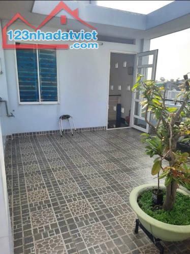 Bán nhà mặt tiền Kinh Doanh, Văn Phòng,đường số 5 Bình Trưng Tây, Quận 2 - 4