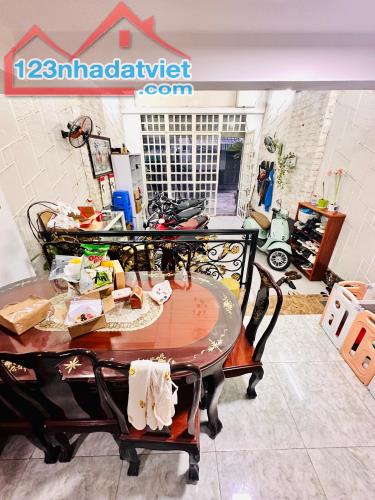 Bình Thạnh, HXH 8m Lê Quang Định, xe hơi vào nhà, sát mặt tiền, chỉ 14 tỷ - 2