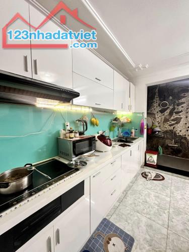 Bình Thạnh, HXH 8m Lê Quang Định, xe hơi vào nhà, sát mặt tiền, chỉ 14 tỷ - 3
