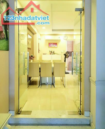 Biệt thư đường D9, KDC D2D phường Thống Nhất. Dt 6 x22m. Giá 19,5 tỷ - 1