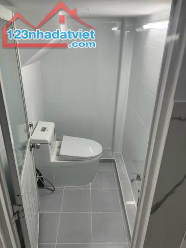 Bán nhà Đường Lê Văn Sỹ, P13. Quận Phú Nhuận , 33m2, HXH, 4.3 tỷ. - 2