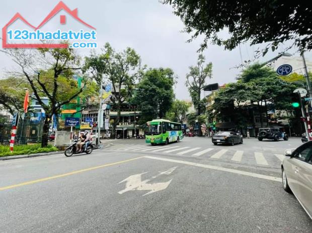 Bán nhà mặt phố Lý Thường Kiệt, Hoàn Kiếm 560m2, MT 14m, chỉ 330 tỷ. 0971813682.