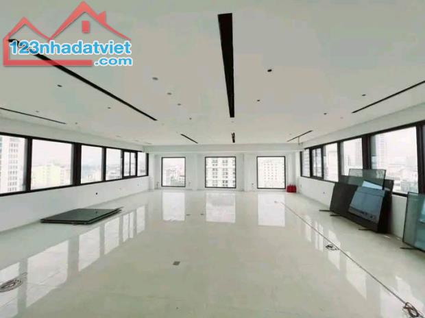 Bán tòa nhà văn phòng phố Tôn Thất Thuyết, Cầu Giấy 190m2, 8 tầng, chỉ 72 tỷ. 0971813682. - 2