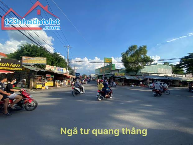 BÁN ĐẤT GẦN NGÃ 4 - CHỢ QUANG THẮNG, 1 XẸC TRỤC 768B PHÁP LÝ BIÊN NHẬN RIÊNG