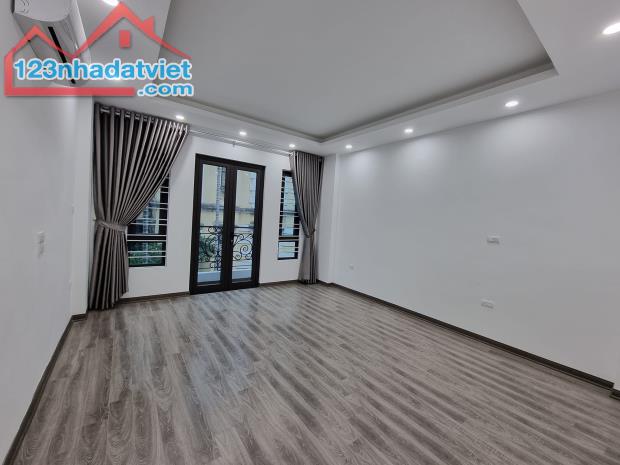 Bán nhà Trần Cung phân lô – ô tô đỗ cửa – 70m2 , MT5m , chỉ 6,3 tỷ . - 1