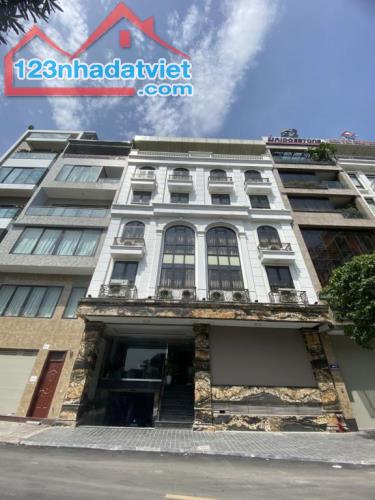 BÁN NHÀ TRUNG KÍNH TO 250m2 MT 9m LÔ GÓC Ô TÔ KD XÂY TÒA 9T VP. GIÁ 35 tỷ LH 0985780461