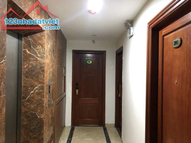 💥 Tòa Apartment 10 Tầng Mặt phố Lạc Long Quân, Tây Hồ 155m2, MT 15m, Chỉ 44.8 Tỷ 💥