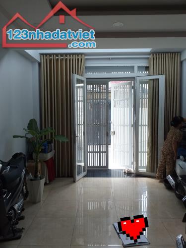 BÁN NHÀ GẤP LÔ GÓC 3 MẶT, NGUYỄN VĂN ĐẬU, BÌNH THẠNH, NGANG 4M, 3 TẦNG, NHĨNH 6 TỶ. - 1