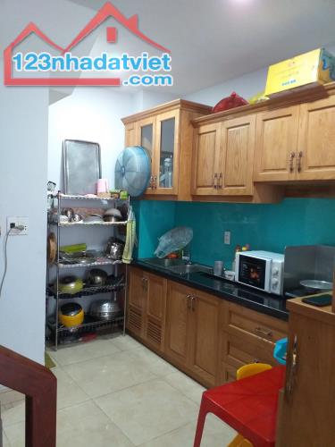BÁN NHÀ GẤP LÔ GÓC 3 MẶT, NGUYỄN VĂN ĐẬU, BÌNH THẠNH, NGANG 4M, 3 TẦNG, NHĨNH 6 TỶ. - 2