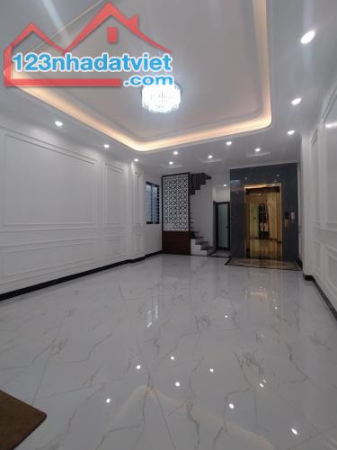 Bán Nhà Khương Hạ Vũ Tông Phan 50m 6T MT5m 8,5 tỷ Kinh Doanh Ôtô Thang Máy