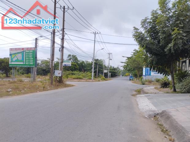 Cần bán Đất dự án Khu dân cư Đại học Bách khoa, Diện tích 359m², Giá 47.5 Triệu/m²