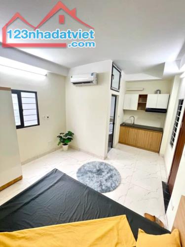 Bán toà chung cư mini tại  Yên Xá. Thanh Trì DT 75m x 8 tầng thang máy