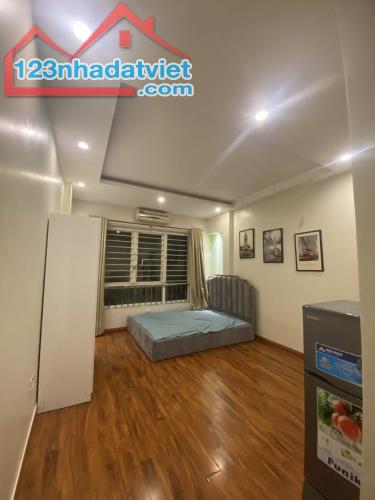 Rẻ nhất Quận – phân lô – ô tô tránh – Hoàng Quốc Việt – Cầu Giấy  81m2 – 5 tầng , chỉ 10tỷ - 2