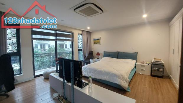BÁN GẤP SIÊU PHẨM NHÀ LK PHỐ LÂM HẠ 115M x 7 TẦNG THANG MÁY, VIP, VỈA HÈ, Ô TÔ TRÁNH - 4