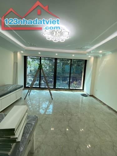 Bán nhà Trần Duy Hưng – 70m2 – 5 tầng – ô tô – kinh doanh – gần phố chỉ 16,5 tỷ .