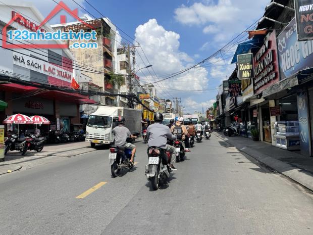 Bán đất MT Nguyễn Văn Nghi, P.7, Gò Vấp: 20 x 50= 1.000m2, giá 160 tỷ.