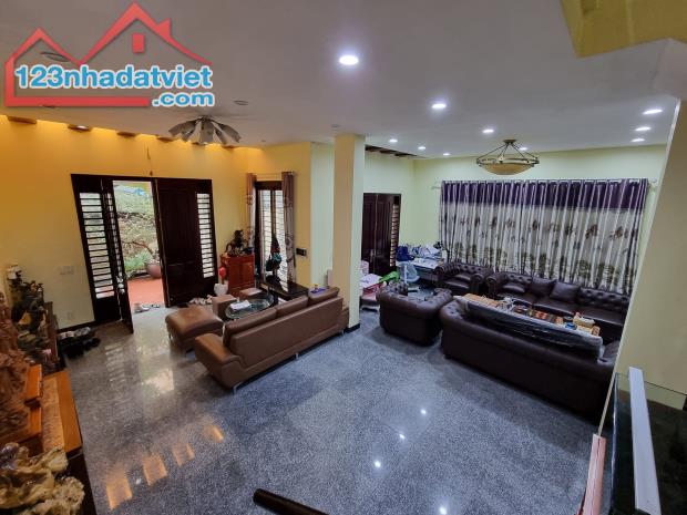 Siêu phẩm – ô tô – kinh doanh tốt Nghĩa Đô  – 60m2 – 6 tầng –  Mặt tiền 9m chỉ 18,9 tỷ .