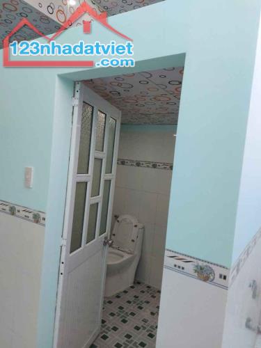 Nhà Tân Xuân Hóc Môn 80m2 giá chỉ 840 triệu - 2