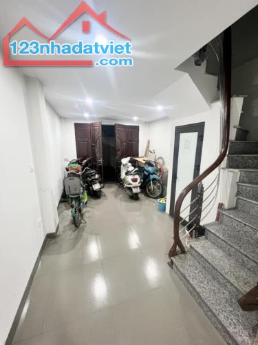 💥 Bán Nhà Mặt Phố Đông Các, Đống Đa, 75m2 8T Thang máy, MT 4m, Chỉ 37 Tỷ 💥 - 1