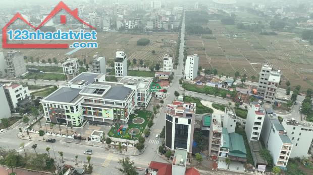 BÁN ĐẤT KINH DOANH ĐẤU GIÁ VƯỜN ĐÀO ĐÔNG ANH VIEW VƯỜN HOA - 1