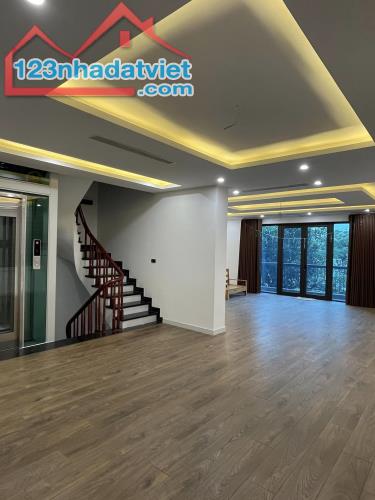 💥 Biệt thự D50 Khu Đô Thị Việt Hưng, Long Biên, 200m2 5T Thang Máy MT 5m, Chỉ 45.5 Tỷ 💥 - 4