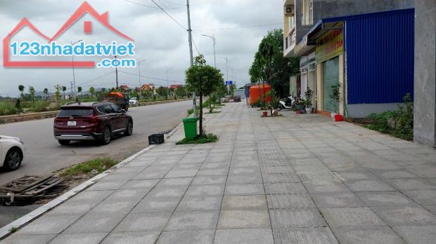 Bán lô đất trục chính tdc khu D Bắc Sông Cấm Vị trí đẹp