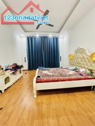 Bán Nhà Khương Hạ 41m 5T MT4m 8 tỷ Kinh Doanh ÔTÔ - 2