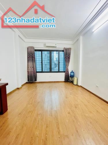 Bán Nhà Khương Hạ 41m 5T MT4m 8 tỷ Kinh Doanh ÔTÔ - 3