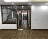 Bán nhà Lạc Long Quân – Quận Cầu Giấy – Ô tô vào nhà – 40m2 – 5 tầng chỉ 5,2 tỷ .