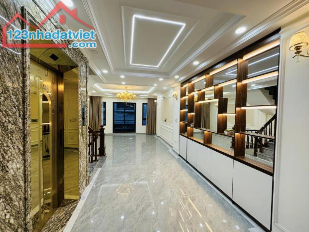 Giảm gần 1 tỷ. Cần bán gấp nhà phố Cầu Giấy 60m2, 7T, gara 2 ô tô, thang máy, kinh doanh đ - 3
