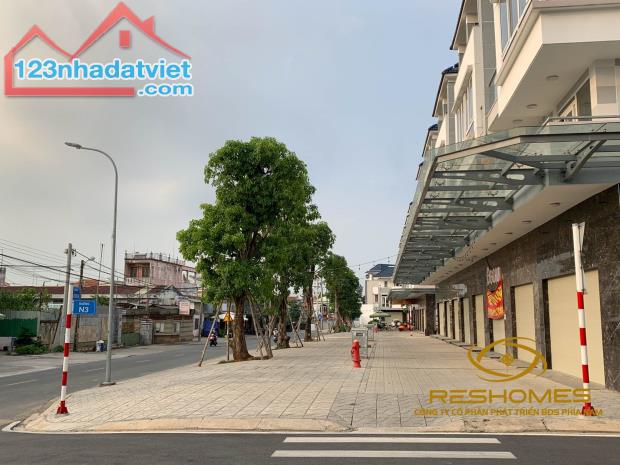 Bán nhà khu Văn Hoa Villas, mặt tiền đường Nguyễn Văn Hoa, phường Thống Nhất giá 13 tỷ - 2
