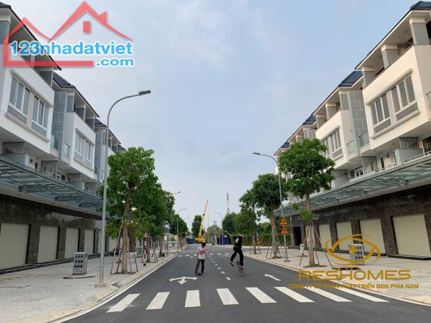 Bán nhà khu Văn Hoa Villas, mặt tiền đường Nguyễn Văn Hoa, phường Thống Nhất giá 13 tỷ - 4
