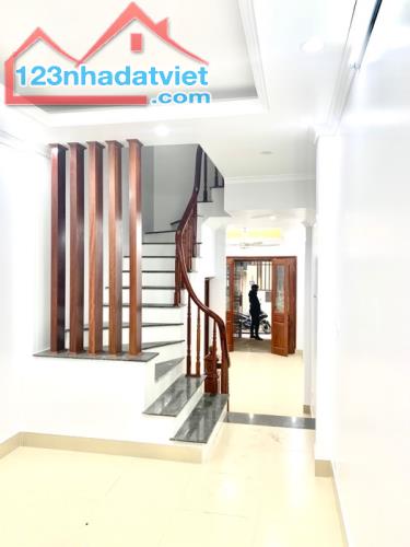 Bán nhà mặt ngõ 77 Xuân La thông sang 230 Võ Chí Công, Kinh doanh, 40m2 chỉ 5.4 tỷ - 1